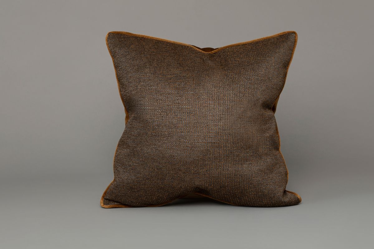 Decorative pillow Plume Amber