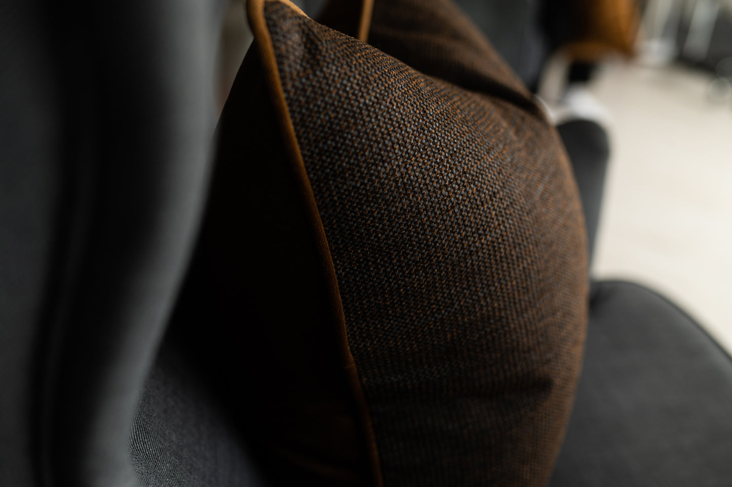 Decorative pillow Plume Amber