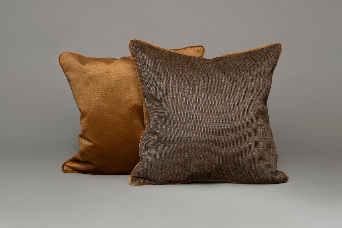 Decorative pillow Plume Amber